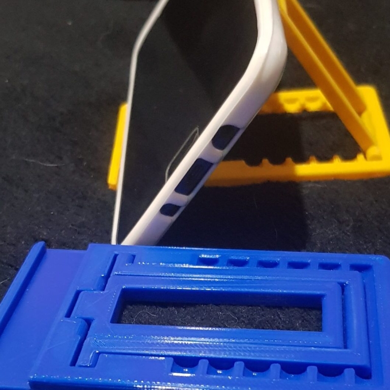 soporte 3D celular / tablet